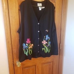 Quacker Factory 3x vest with beaded flowers and dragonflies